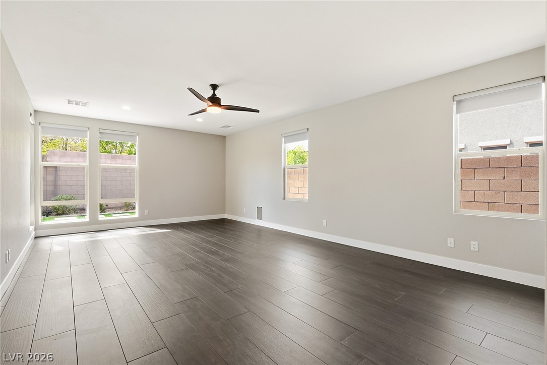 8445 Great Outdoors Street Las Vegas NV 89166