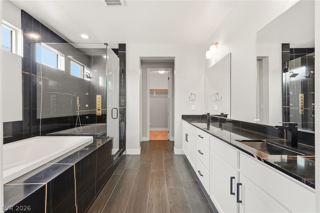 8445 Great Outdoors Street Las Vegas NV 89166