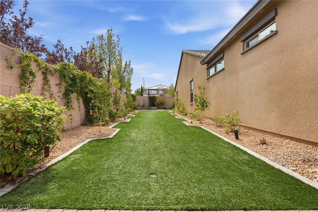 8445 Great Outdoors Street Las Vegas NV 89166
