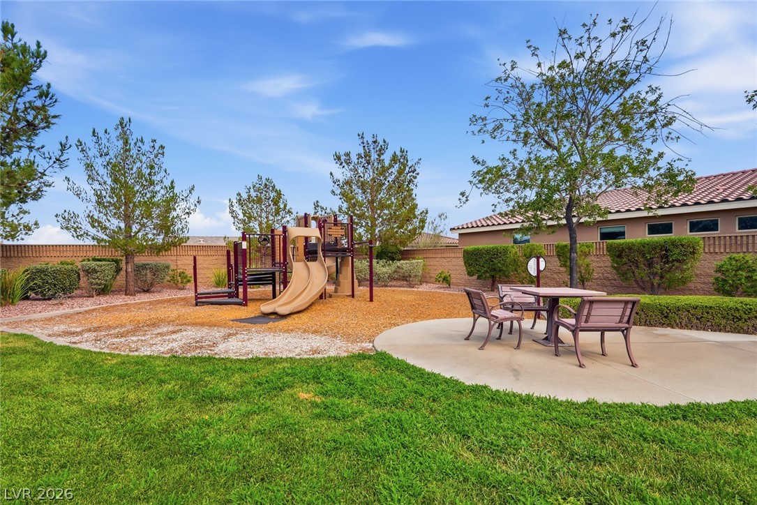 8445 Great Outdoors Street Las Vegas NV 89166