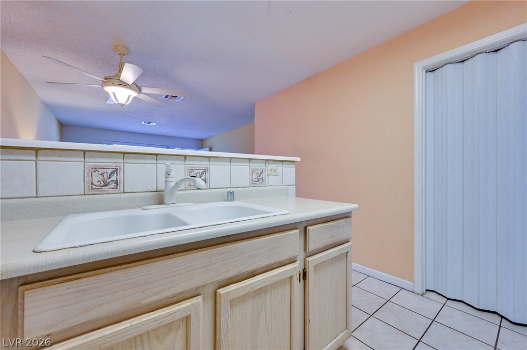 2032 Bavington Drive B Las Vegas NV 89108