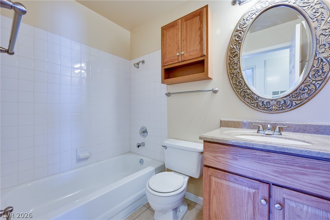 2032 Bavington Drive B Las Vegas NV 89108