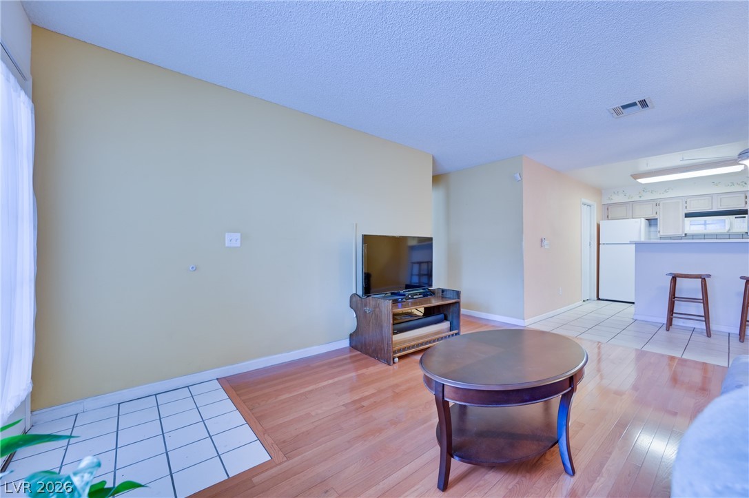 2032 Bavington Drive B Las Vegas NV 89108