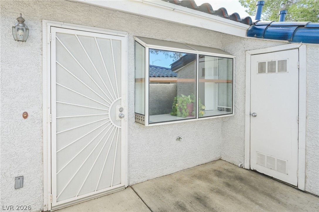 2032 Bavington Drive B Las Vegas NV 89108