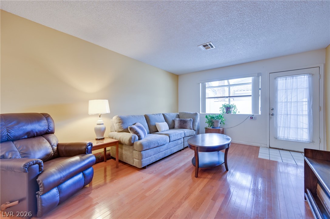 2032 Bavington Drive B Las Vegas NV 89108