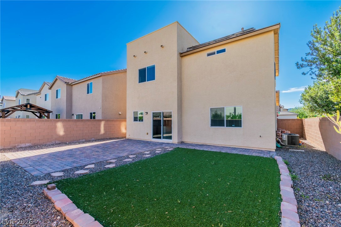 6402 Harline Heights Street Las Vegas NV 89113