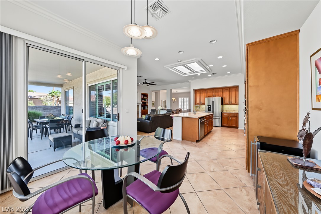 2556 Collinsville Drive Henderson NV 89052