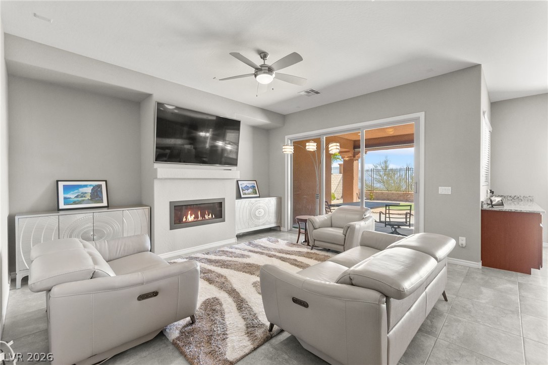 224 Highspring Street Las Vegas NV 89138