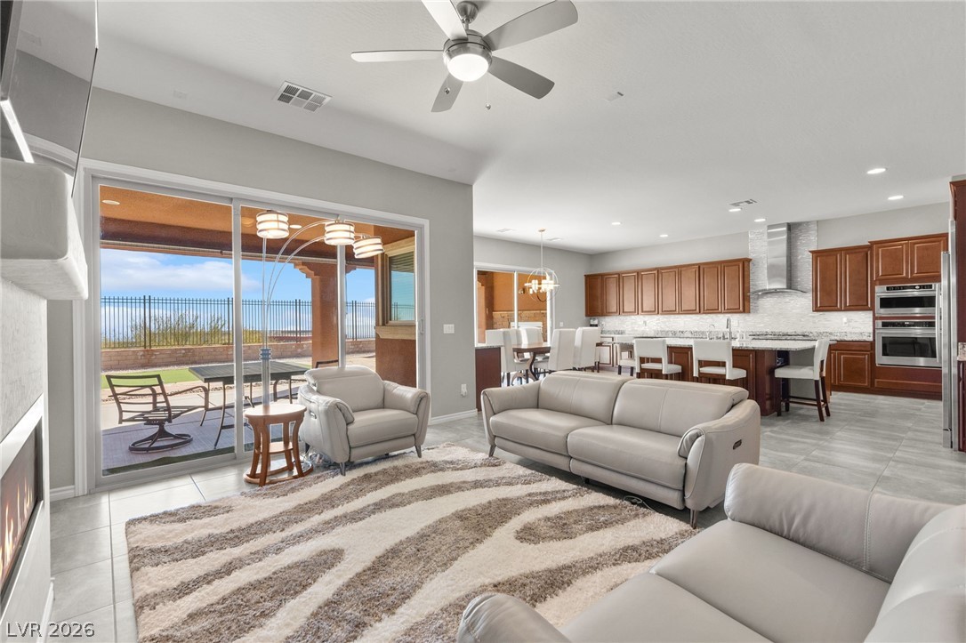 224 Highspring Street Las Vegas NV 89138