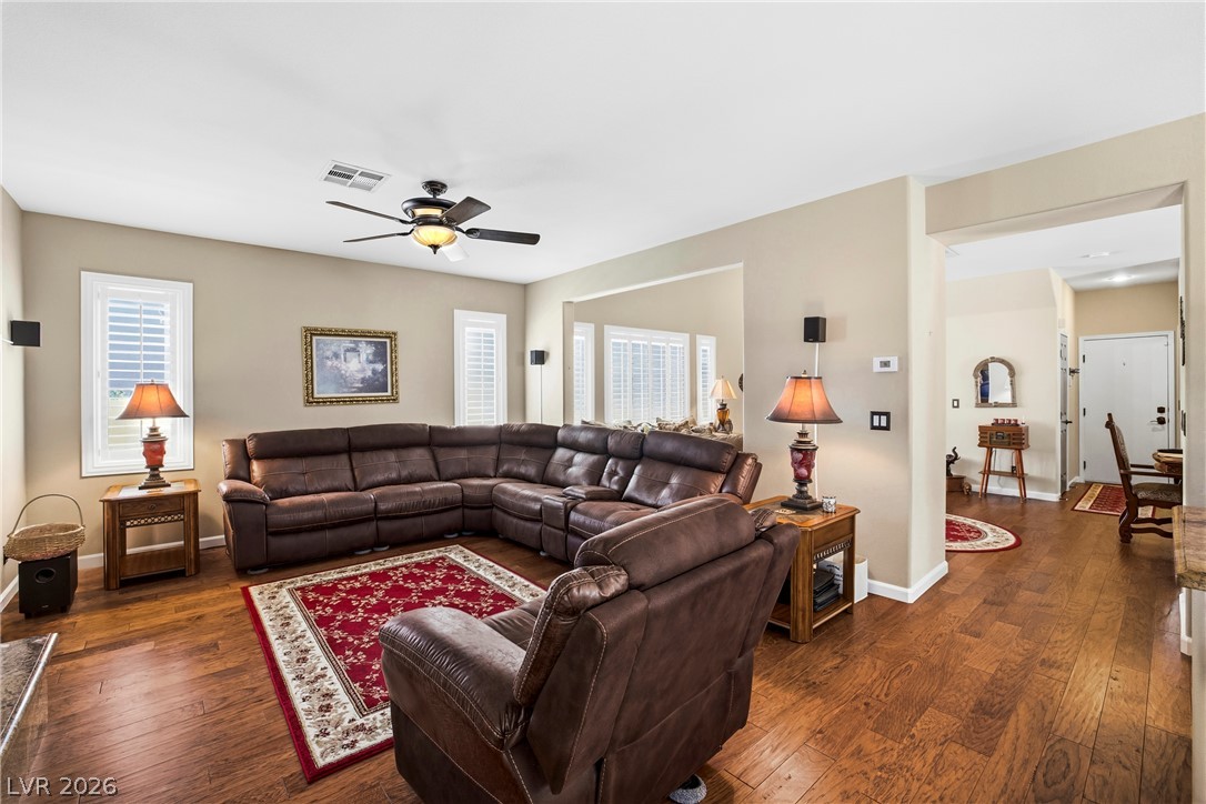 4556 Yellow Harbor Street Las Vegas NV 89129