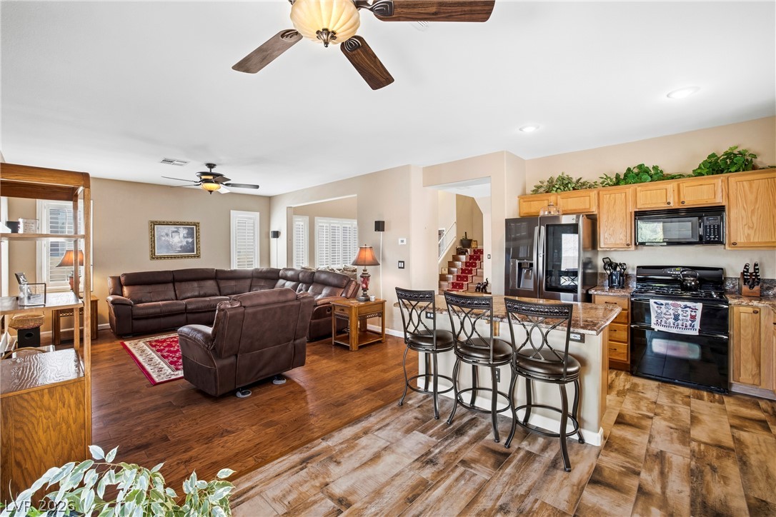 4556 Yellow Harbor Street Las Vegas NV 89129