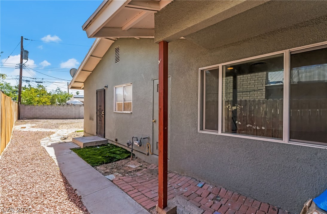 1809 Cherry Lane Las Vegas NV 89104