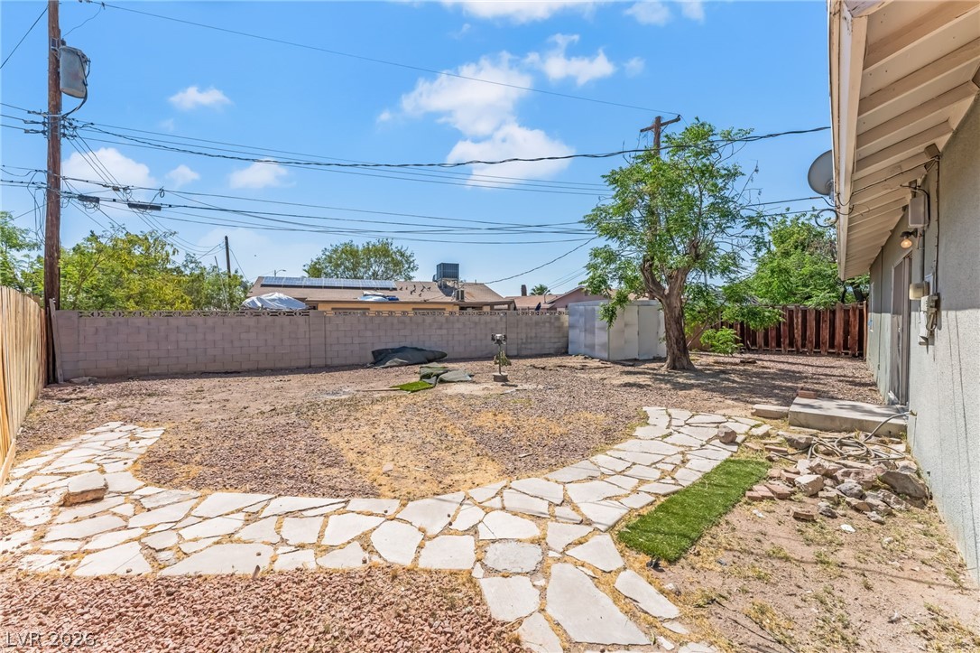 1809 Cherry Lane Las Vegas NV 89104