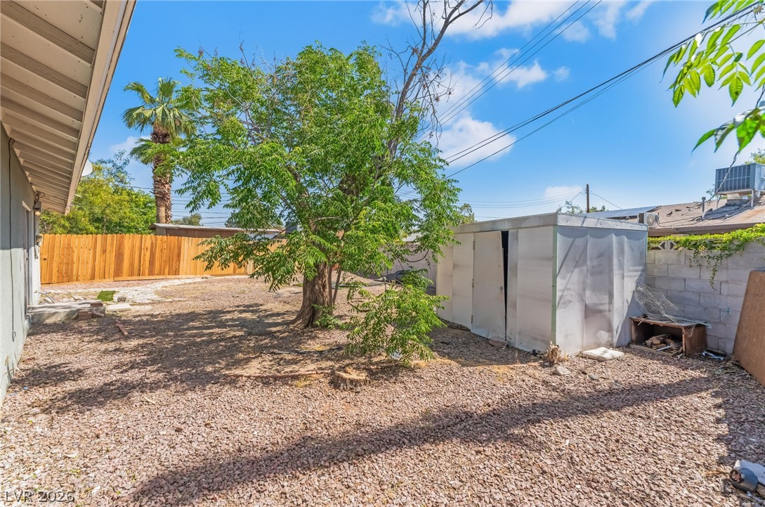 1809 Cherry Lane Las Vegas NV 89104