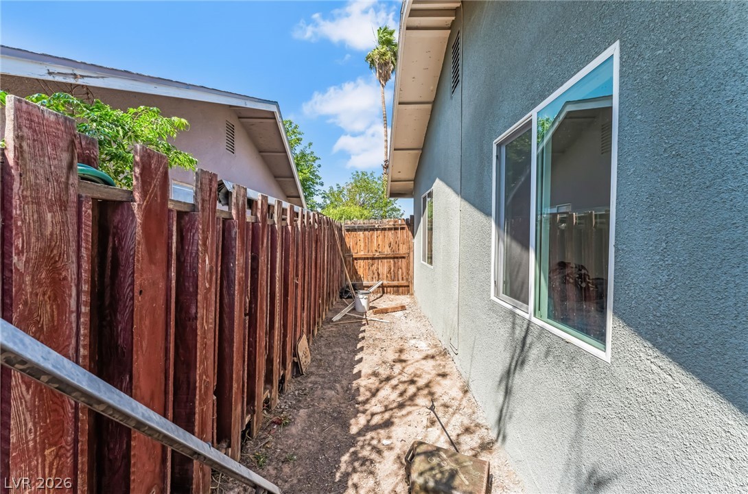 1809 Cherry Lane Las Vegas NV 89104