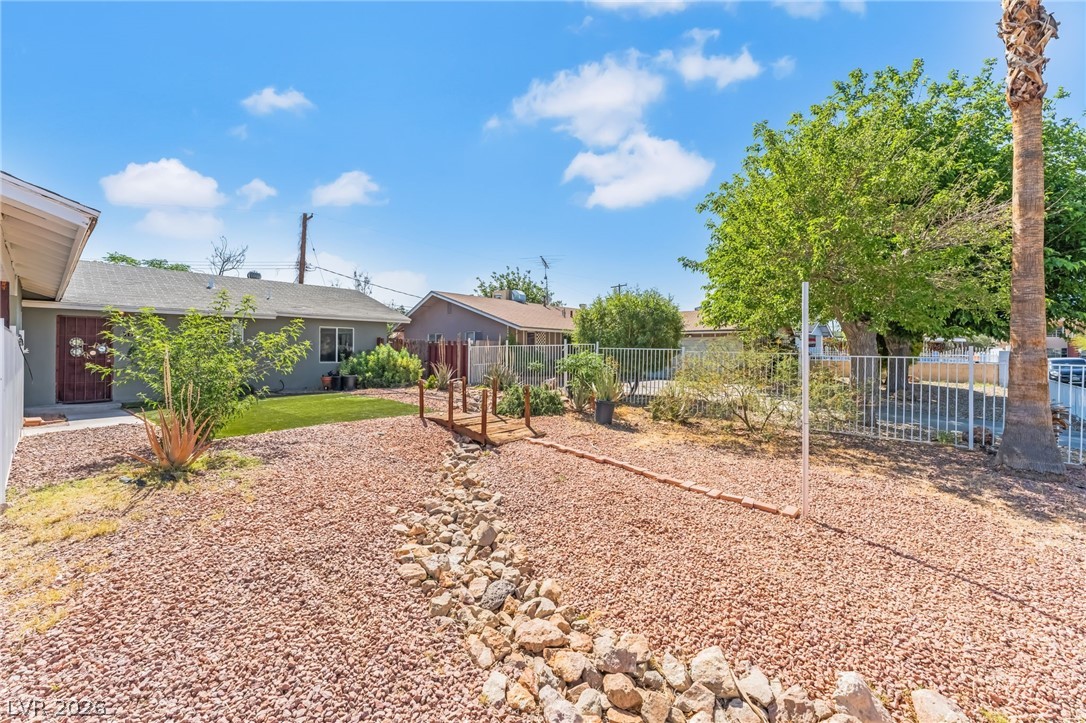 1809 Cherry Lane Las Vegas NV 89104