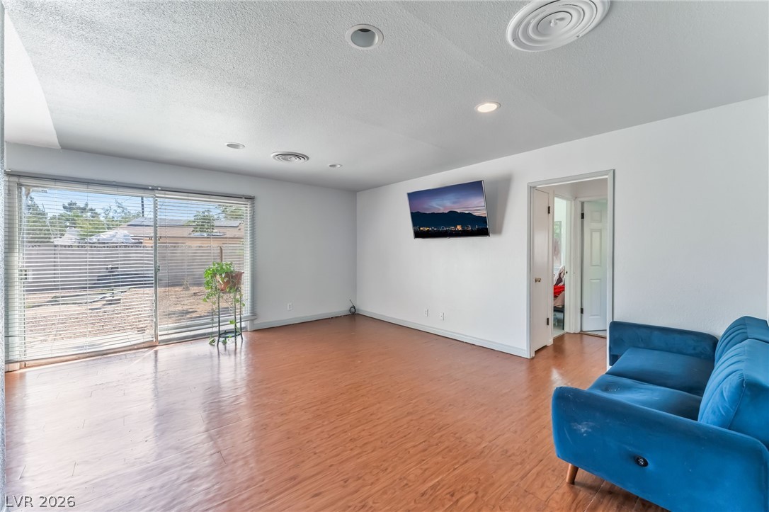 1809 Cherry Lane Las Vegas NV 89104