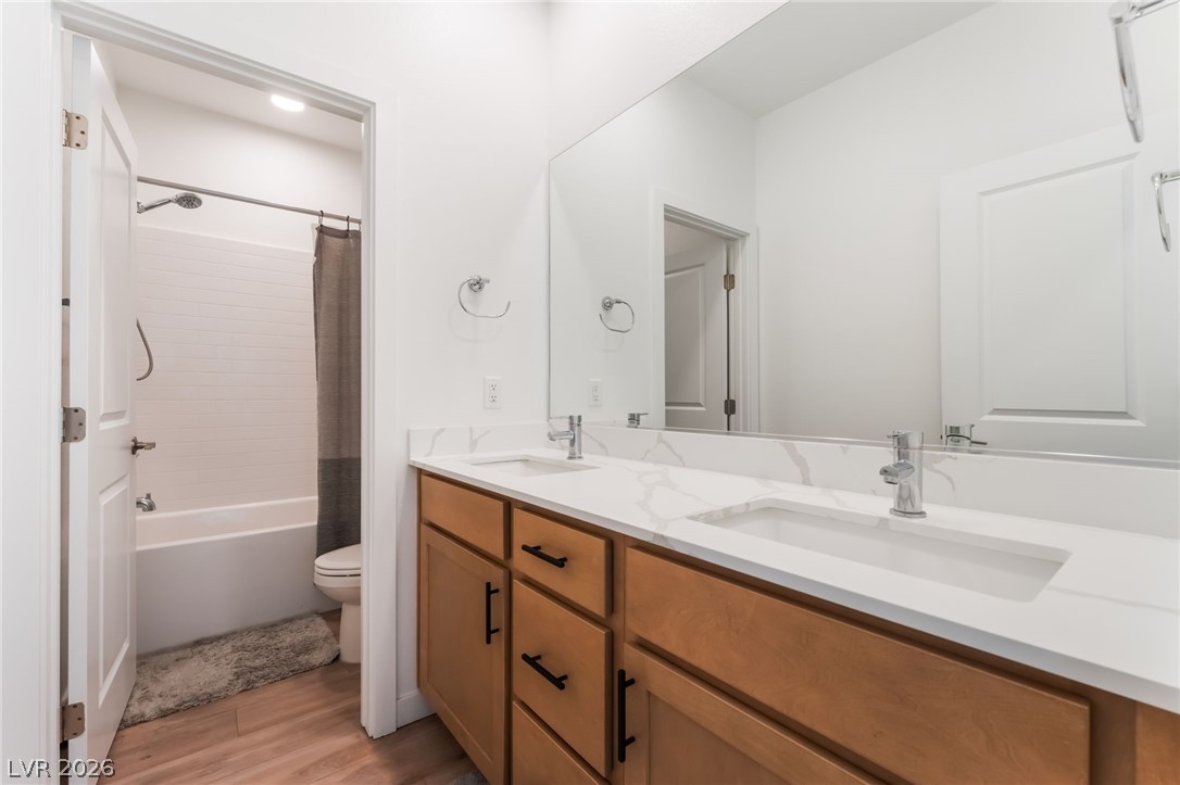 1305 Crimson Sunbird Avenue North Las Vegas NV 89084