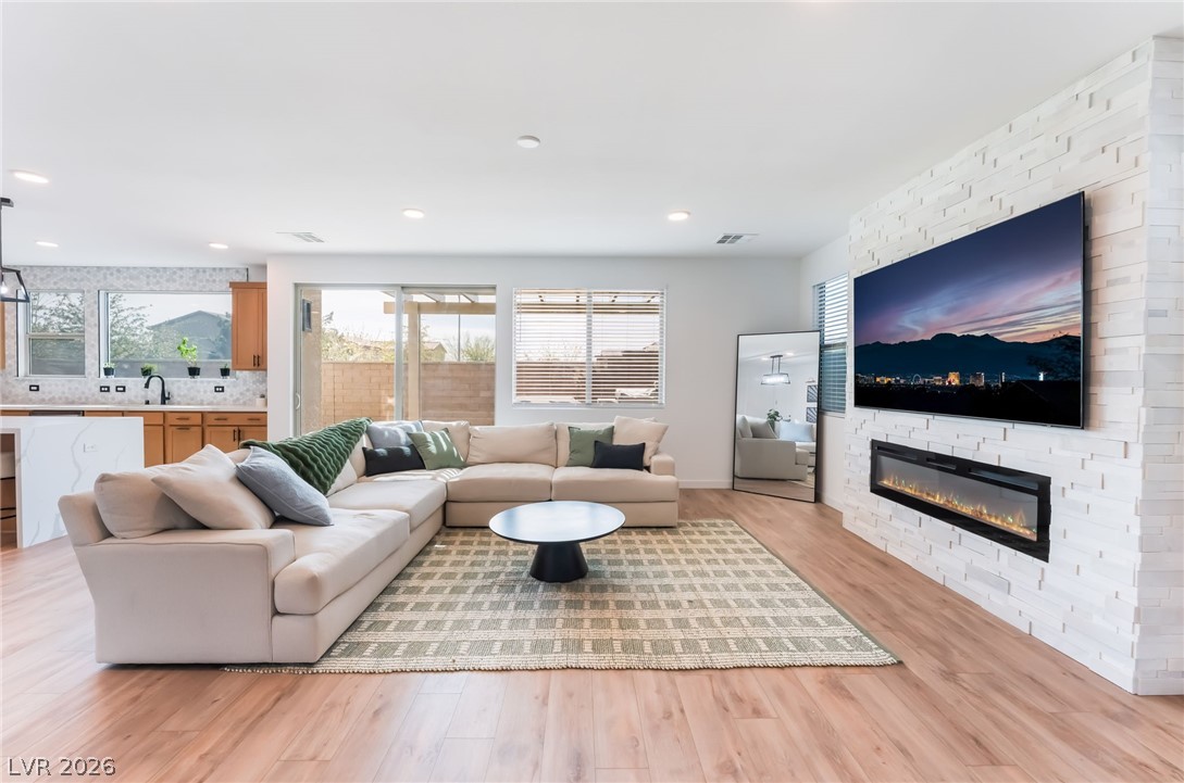 1305 Crimson Sunbird Avenue North Las Vegas NV 89084
