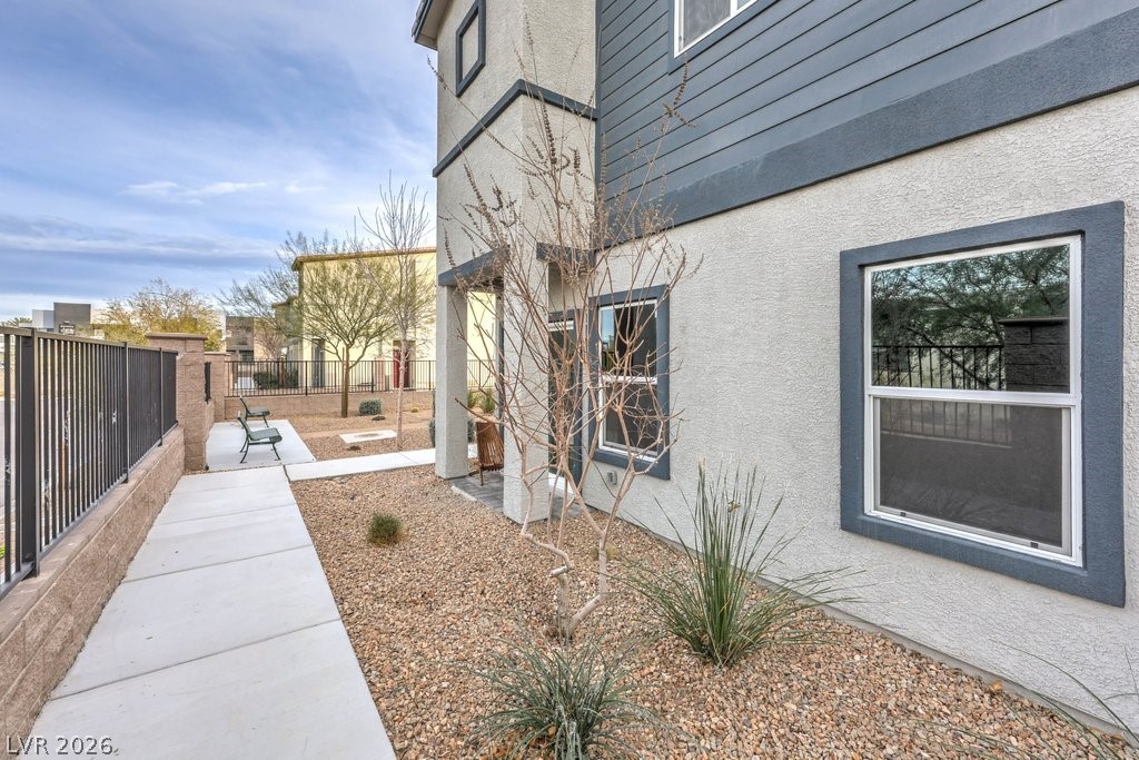 528 Thistleberry Avenue Henderson NV 89044