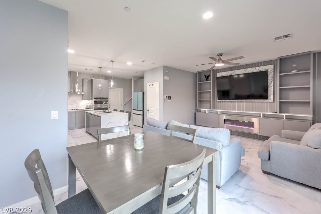 528 Thistleberry Avenue Henderson NV 89044