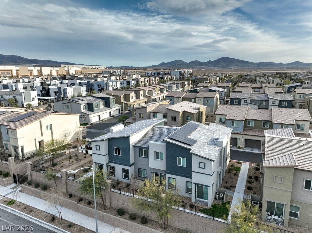 528 Thistleberry Avenue Henderson NV 89044