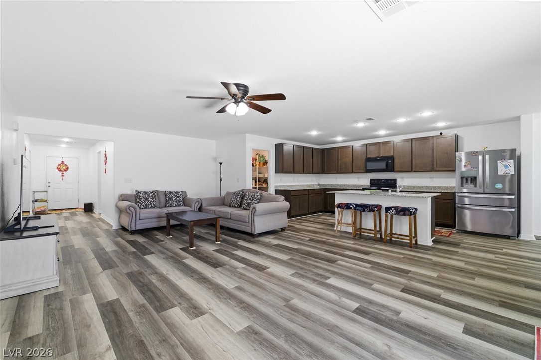 3813 East Gunnison Avenue Pahrump NV 89061