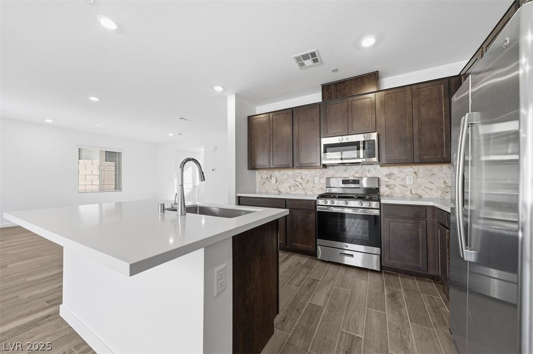 50 Via Montoro Henderson NV 89011