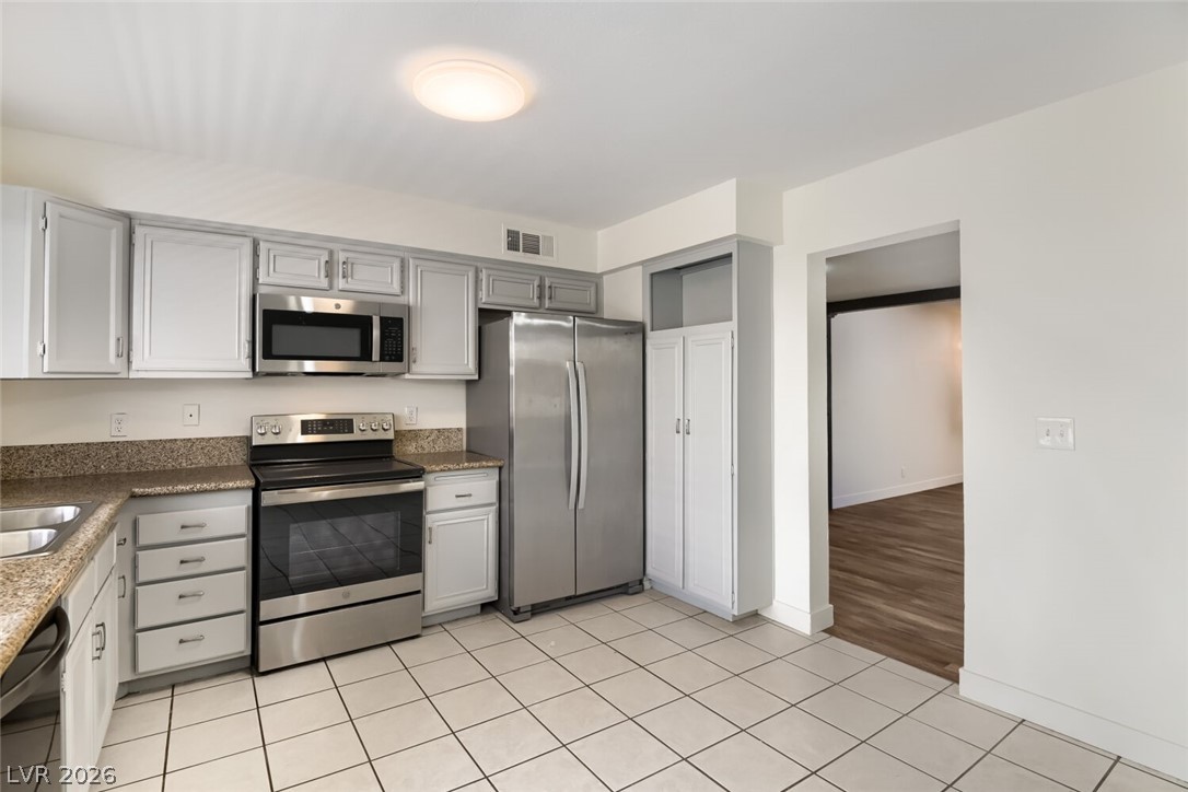 3249 Liahona Way Las Vegas NV 89121