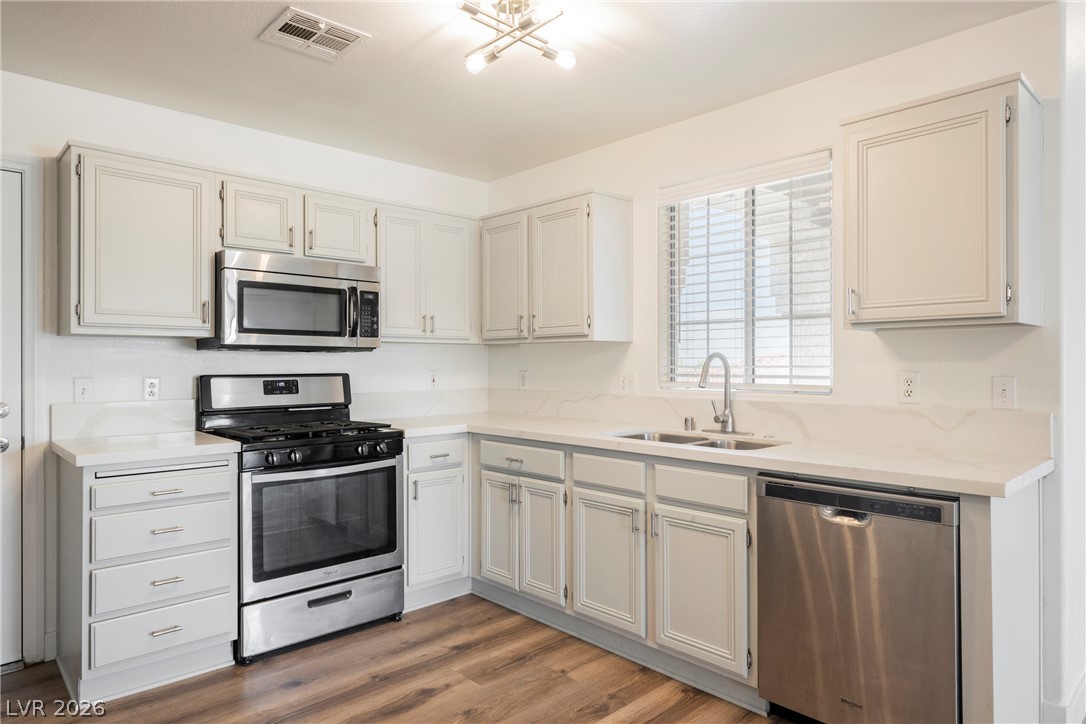 112 Iridescent Street Henderson NV 89012