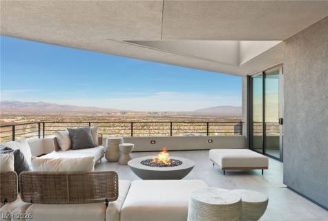 21 Rockstream Drive Henderson NV 89012