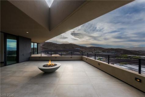 21 Rockstream Drive Henderson NV 89012