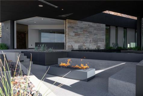 21 Rockstream Drive Henderson NV 89012