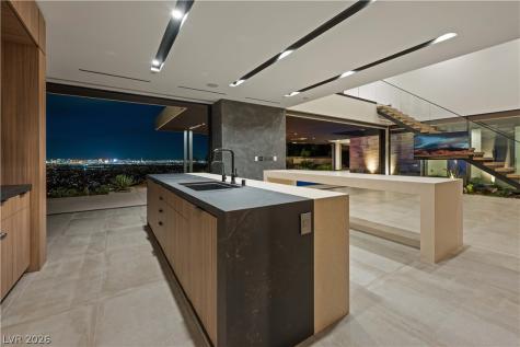 21 Rockstream Drive Henderson NV 89012