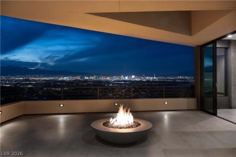 21 Rockstream Drive Henderson NV 89012