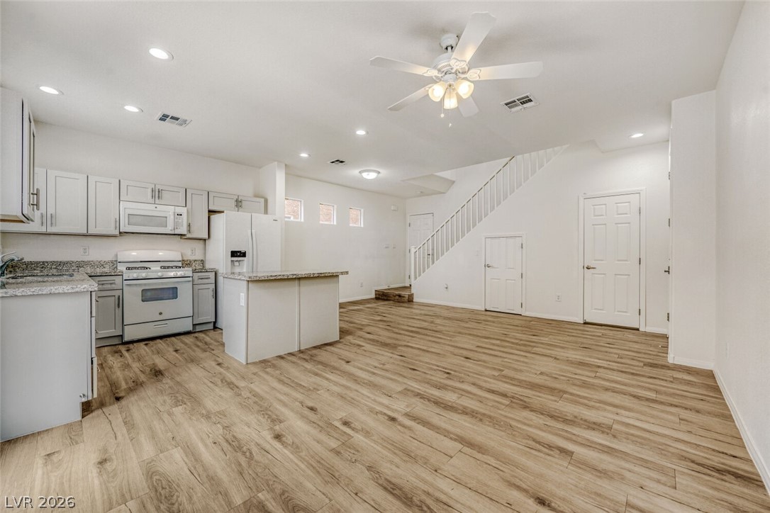 8160 Herring Avenue Las Vegas NV 89147