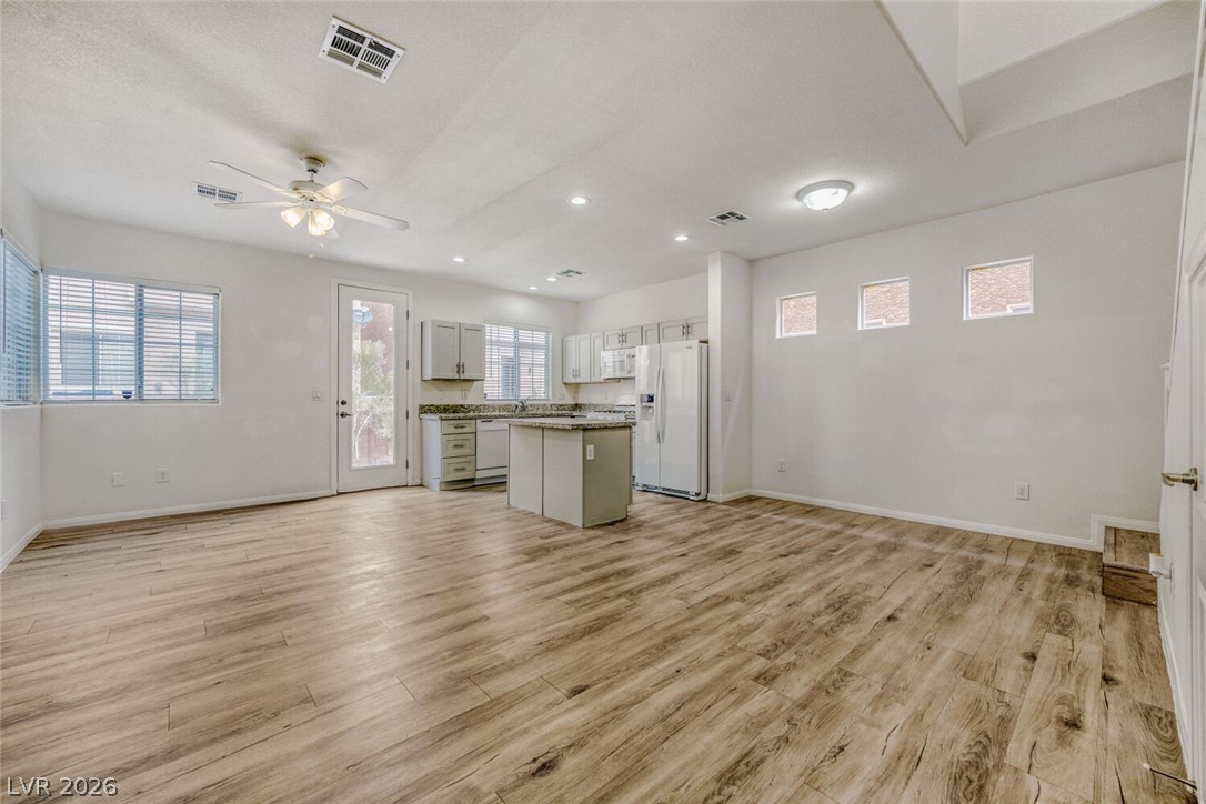 8160 Herring Avenue Las Vegas NV 89147