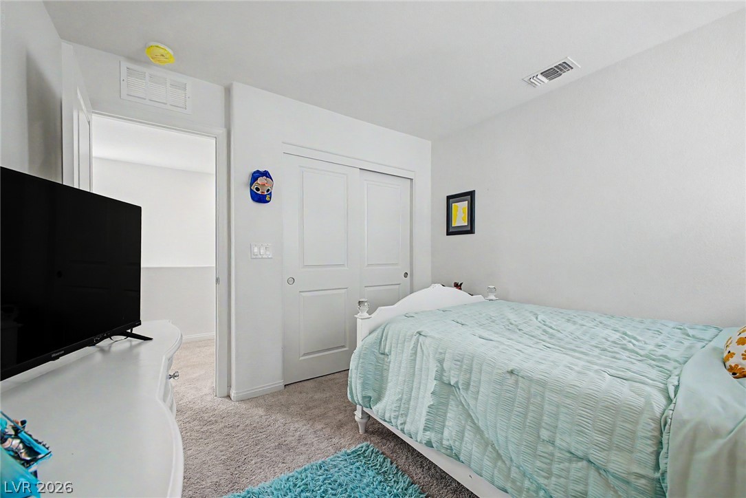 9963 Ravenswood Peak Avenue Las Vegas NV 89178