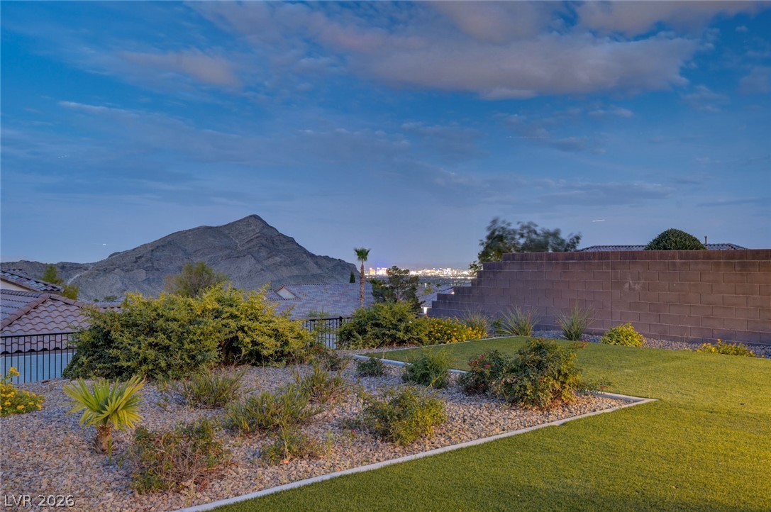 4654 Plum Button Street Las Vegas NV 89129