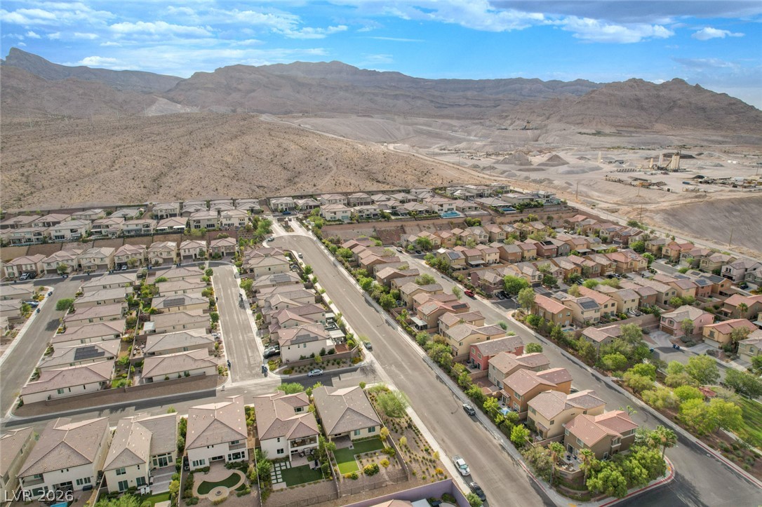 4654 Plum Button Street Las Vegas NV 89129
