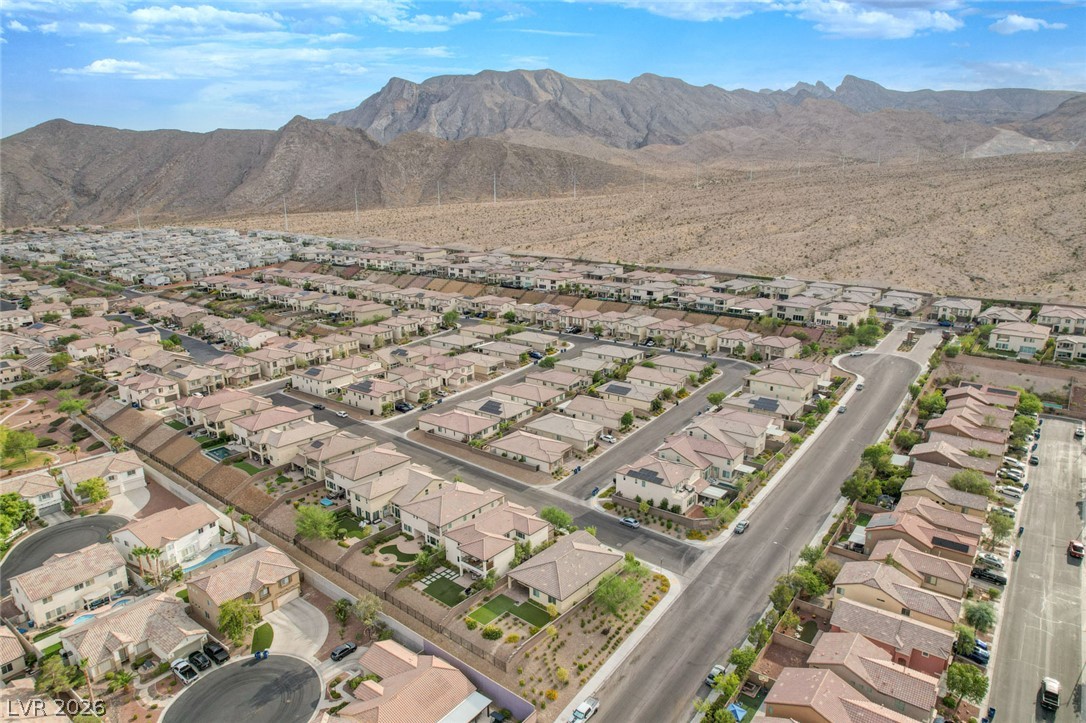 4654 Plum Button Street Las Vegas NV 89129