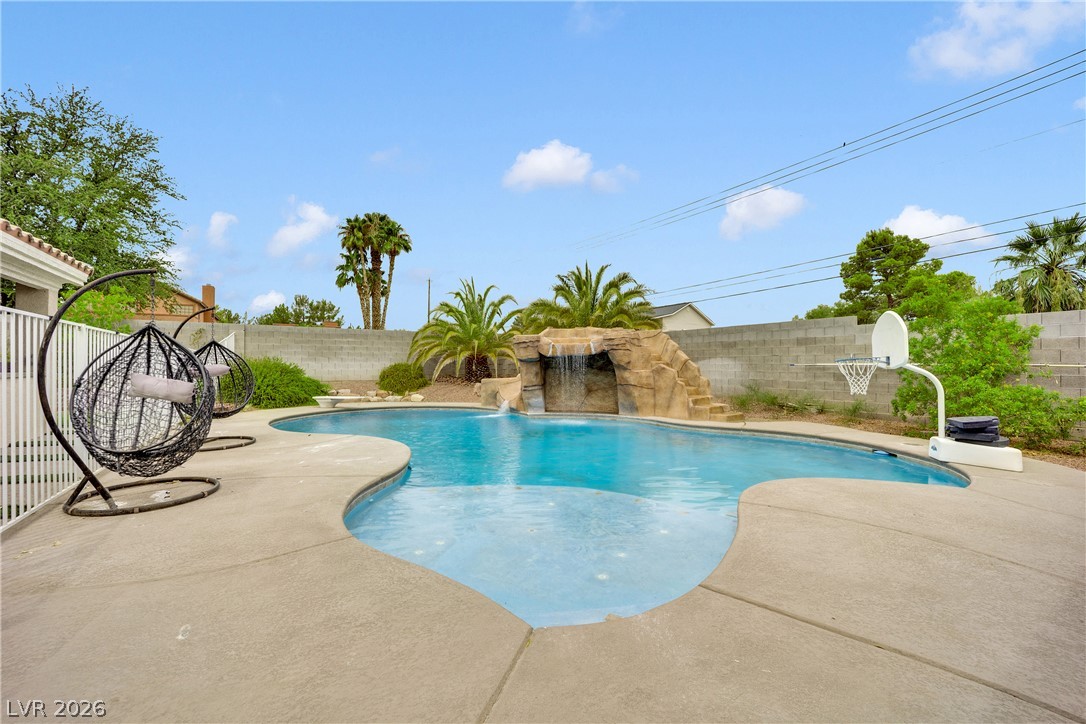 5685 North Adavan Court Las Vegas NV 89149