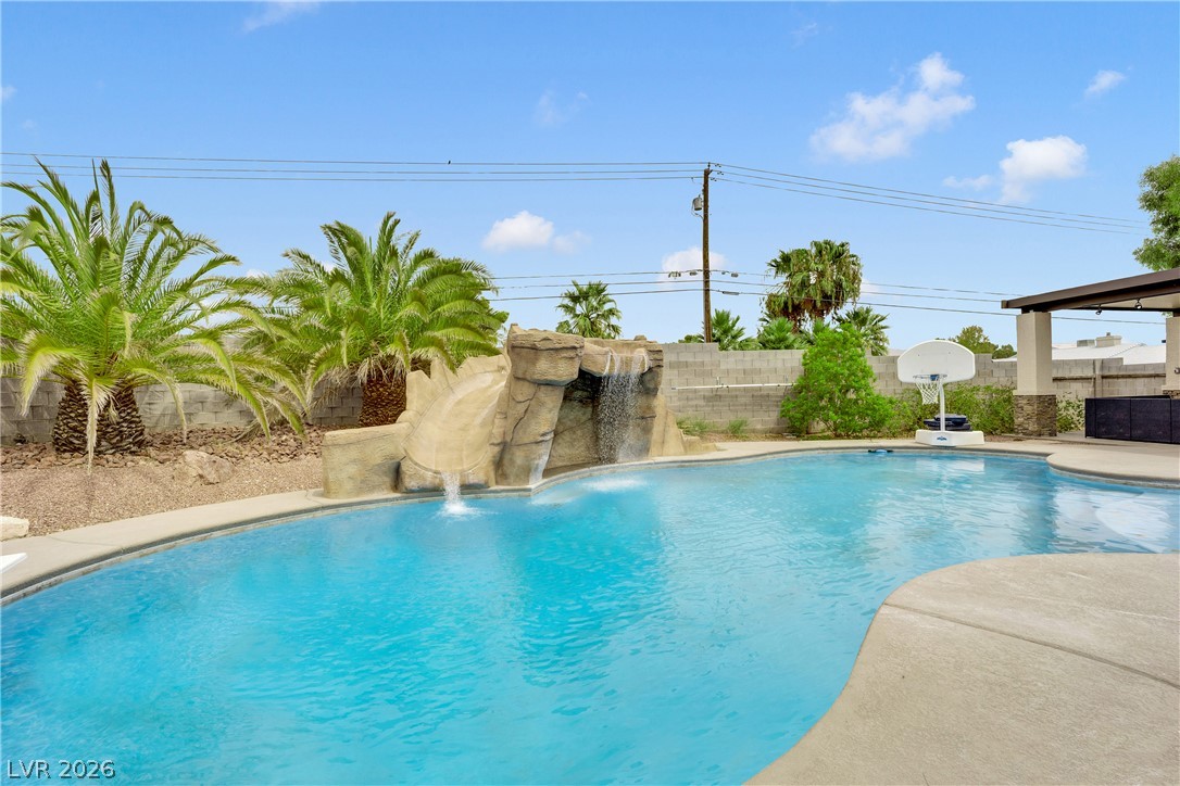 5685 North Adavan Court Las Vegas NV 89149