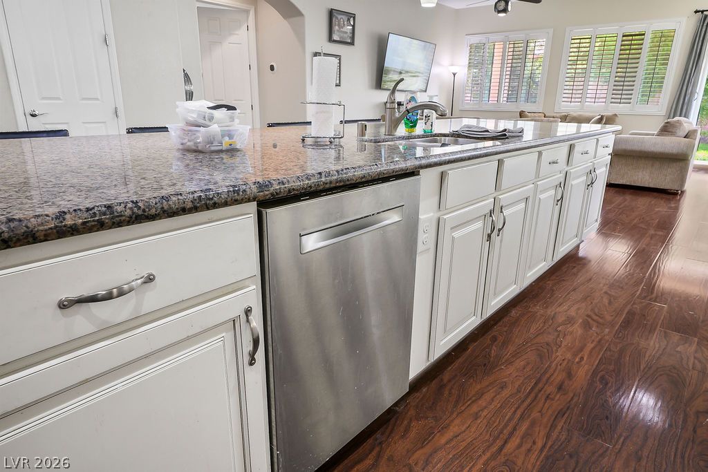317 Goldstar Street Henderson NV 89012
