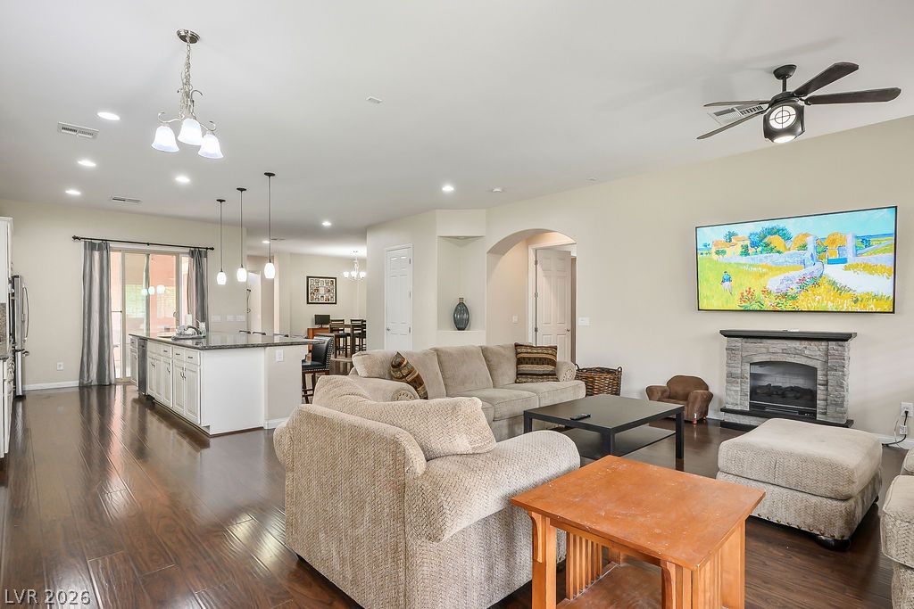 317 Goldstar Street Henderson NV 89012