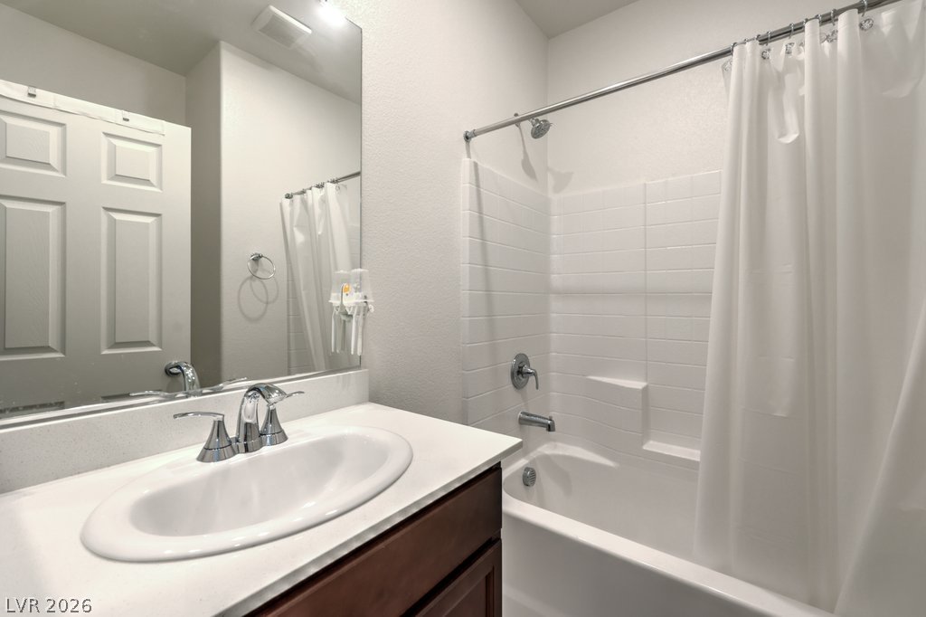 8748 Crestwood Hills Street Las Vegas NV 89113