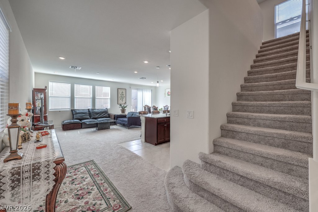 8748 Crestwood Hills Street Las Vegas NV 89113
