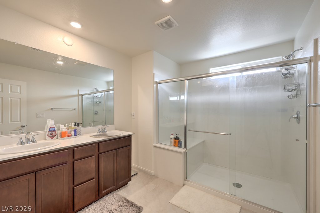 8748 Crestwood Hills Street Las Vegas NV 89113