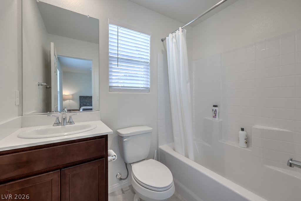 8748 Crestwood Hills Street Las Vegas NV 89113