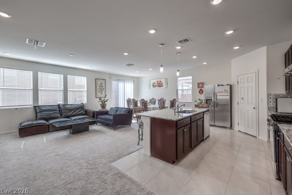 8748 Crestwood Hills Street Las Vegas NV 89113